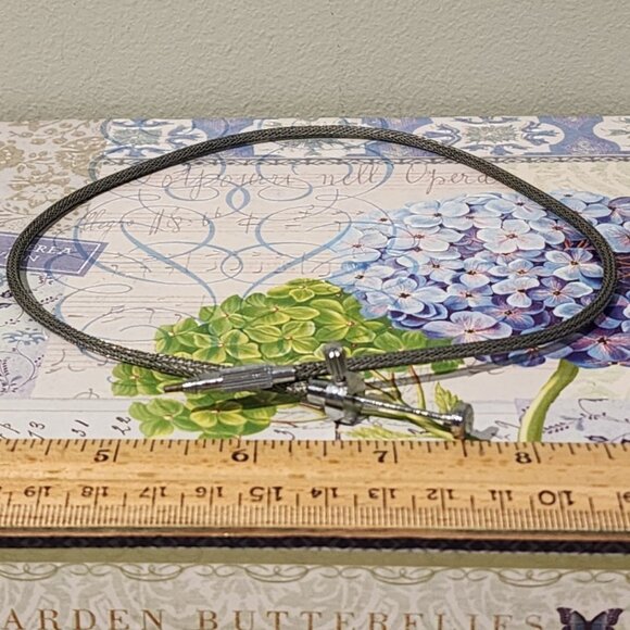 Vintage 20 inch Camera Shutter Release Locking Cable - Picture 5 of 5